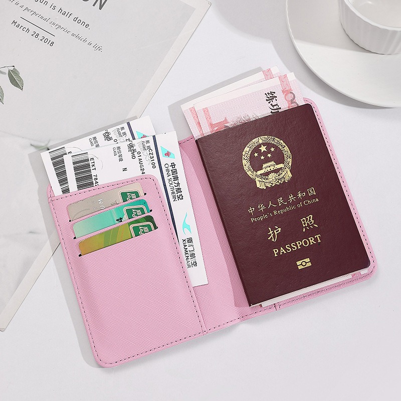 Hello Kitty Dames Paspoorthoes - Travel Accessories On Plane recensie en prijs